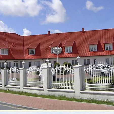 Rezydencja Nad Jeziorem Lebsko Leba Exterior photo